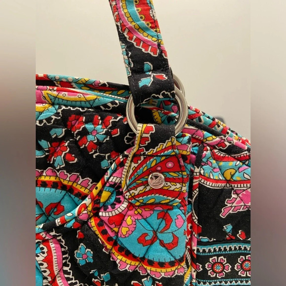 SOLD! Vera Bradley paisley multicolored shoulder purse - Picture 4 of 8